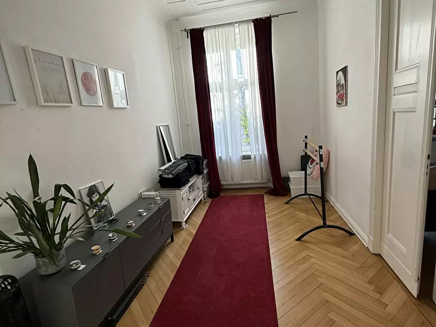 Immagine 2 di Appartamento in affitto  in Joachim-Friedrich-Straße a Berlin