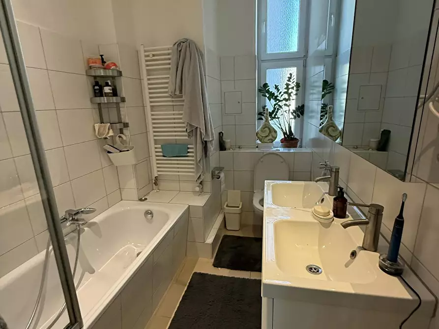 Immagine 8 di Appartamento in affitto  in Joachim-Friedrich-Straße a Berlin