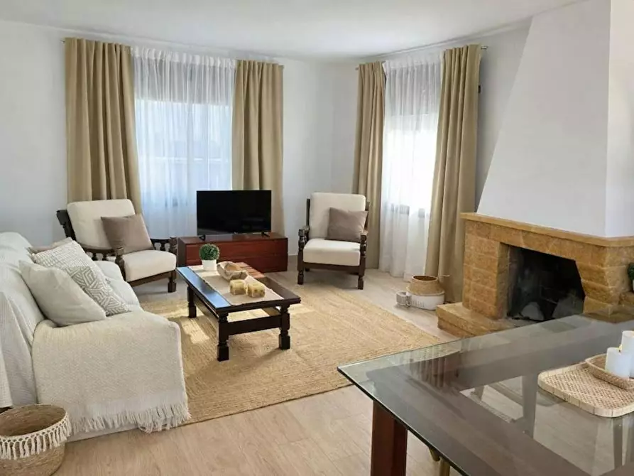 Immagine 1 di Casa indipendente in affitto  in Carrer Baix Penedès a Cunit