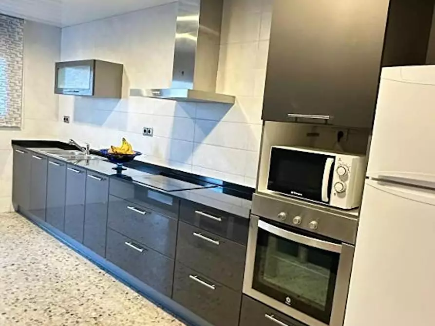 Immagine 6 di Casa indipendente in affitto  in Carrer Baix Penedès a Cunit