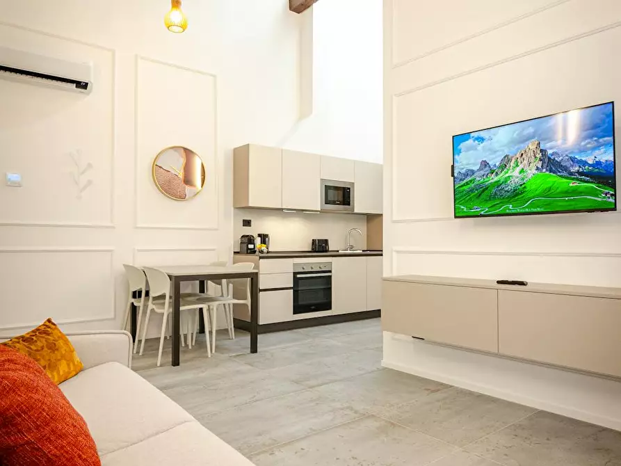 Immagine 5 di Appartamento in affitto  in Via Francesco Albani a Bologna