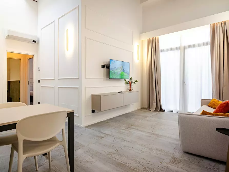 Immagine 2 di Appartamento in affitto  in Via Francesco Albani a Bologna