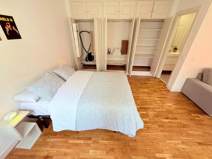 Immagine 4 di Appartamento in affitto  in Calle de Amaniel a Madrid