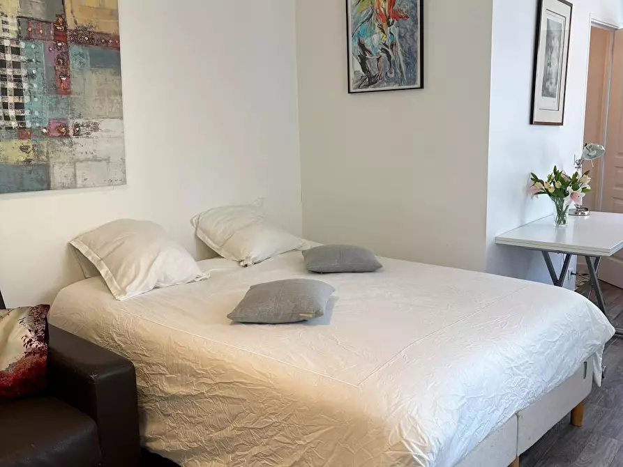 Immagine 3 di Casa indipendente in affitto  in Avenue Joffre a Saint-Maur-des-Fossés