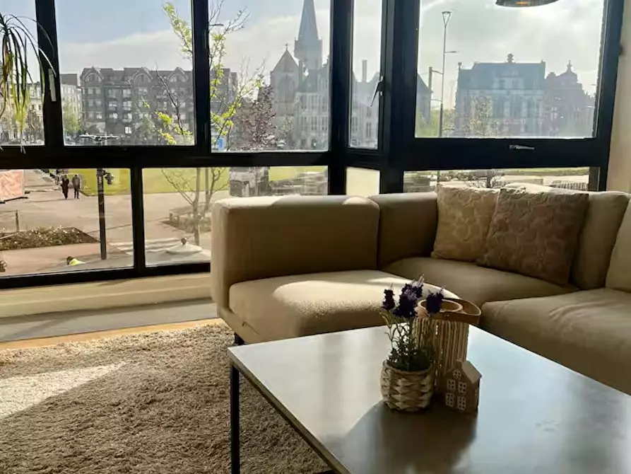 Immagine 1 di Appartamento in affitto  in Grote Markt a Nieuwkerken-Waas