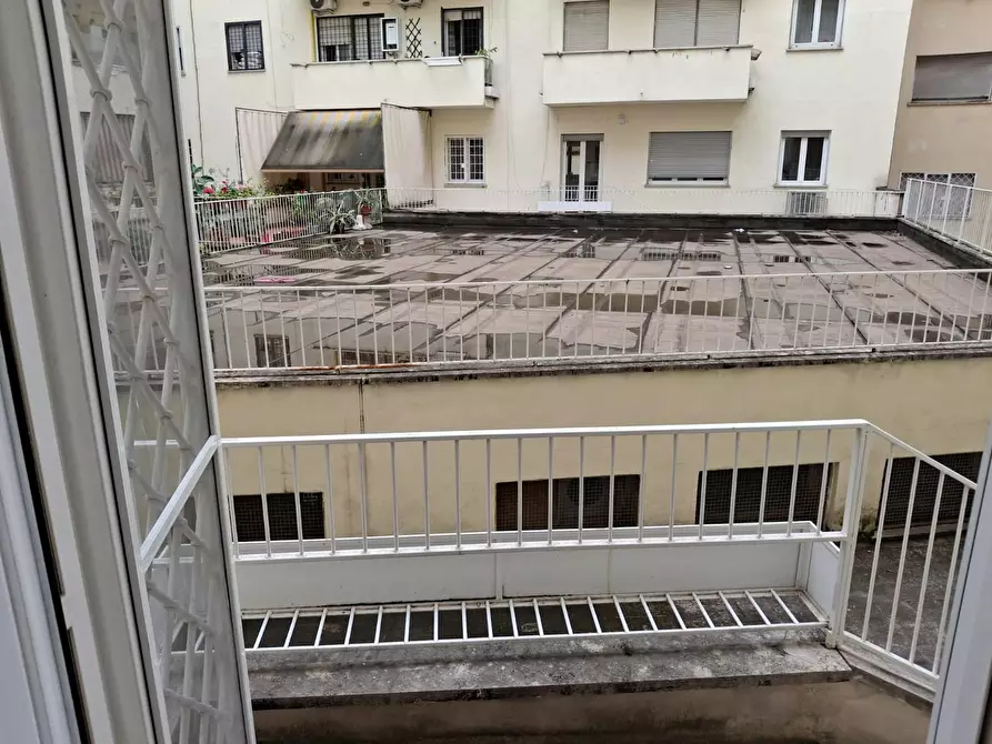 Immagine 7 di Appartamento in affitto  in Lungotevere degli Artigiani a Roma