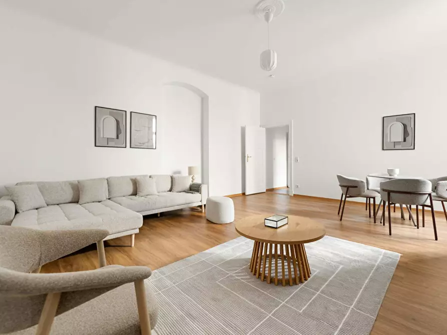 Immagine 2 di Appartamento in affitto  in Südendstraße a Berlin