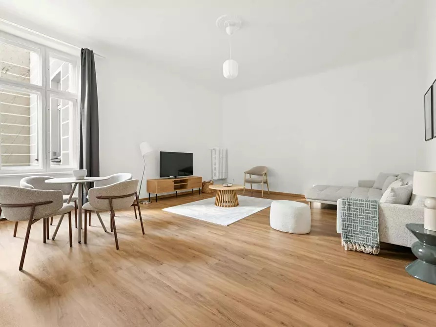 Immagine 1 di Appartamento in affitto  in Südendstraße a Berlin