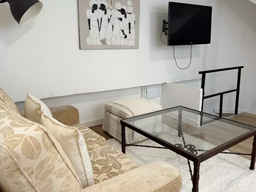Immagine 8 di Appartamento in affitto  in Calle Pinos Alta a Madrid