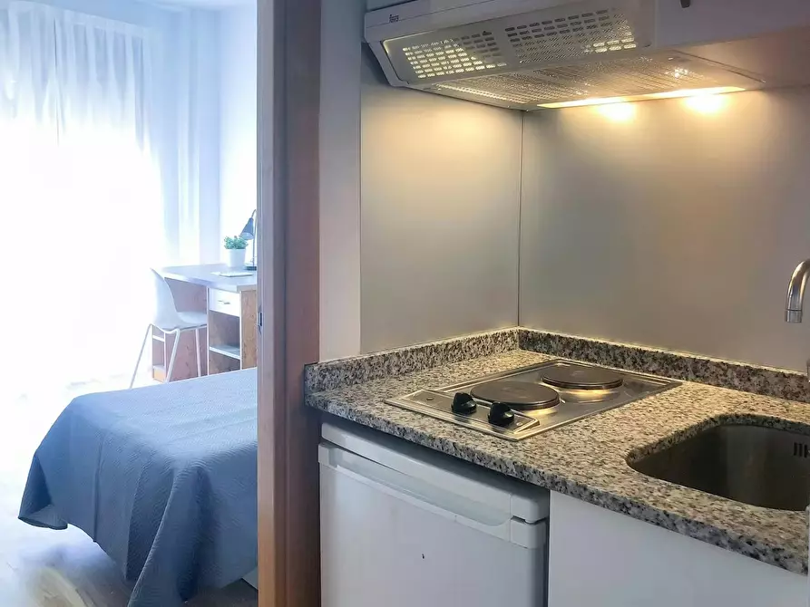 Immagine 3 di Appartamento in affitto  in Avenida del Primero de Mayo a Burjassot