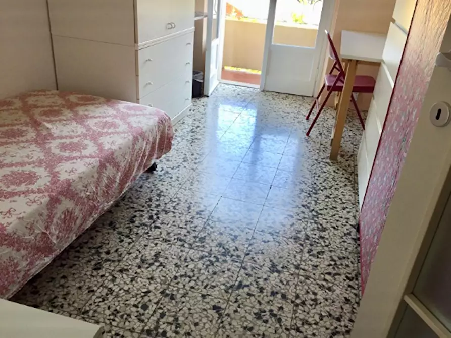 Immagine 2 di Camera in affitto  in Via Giovanni Pezzotti a Milano
