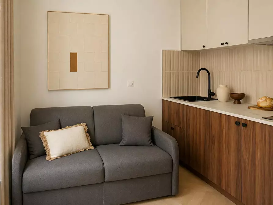 Immagine 2 di Appartamento in affitto  in Rue Duc a Paris 18