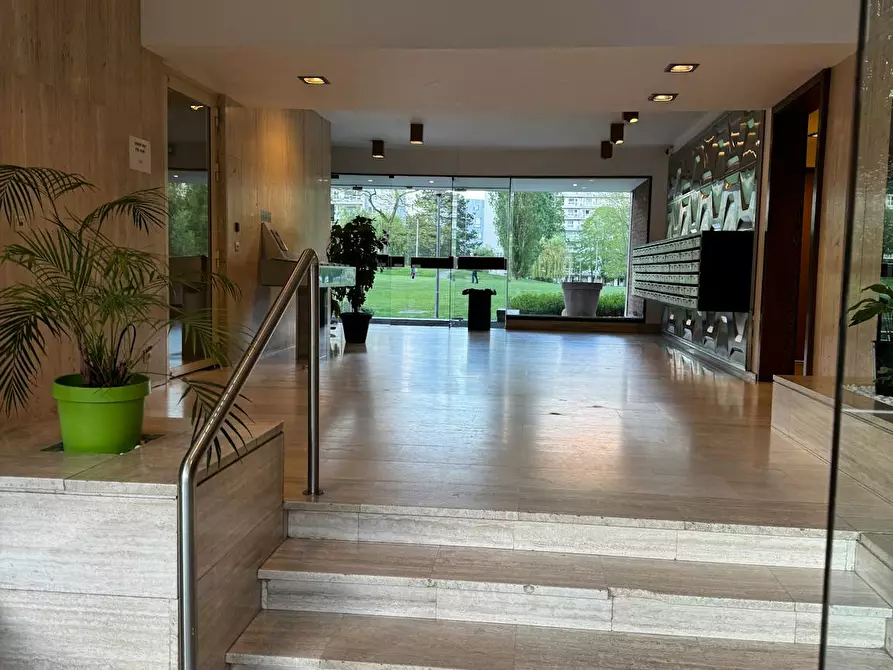 Immagine 7 di Appartamento in affitto  in Avenue de la Charmille a Woluwe-Saint-Lambert