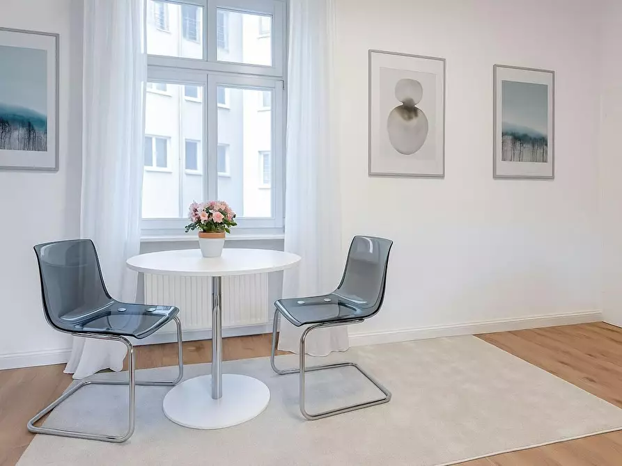 Immagine 4 di Appartamento in affitto  in Georgenstraße a München