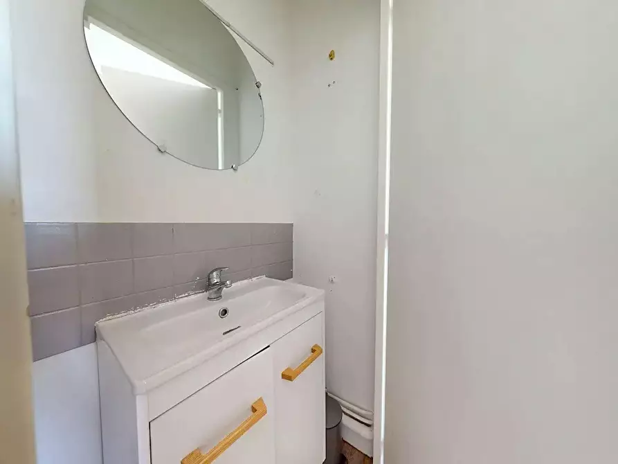 Immagine 4 di Camera in affitto  in Rue des Ormeaux a Angers