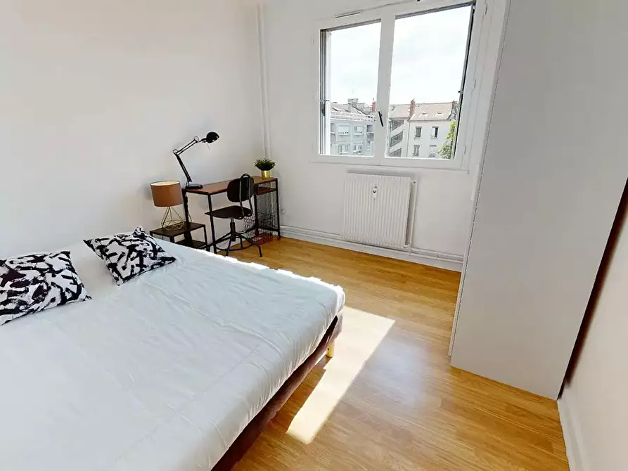Immagine 2 di Camera in affitto  in Place Wilson a Villeurbanne