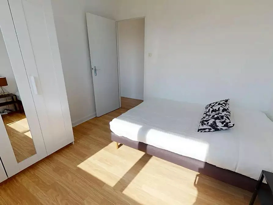 Immagine 3 di Camera in affitto  in Place Wilson a Villeurbanne