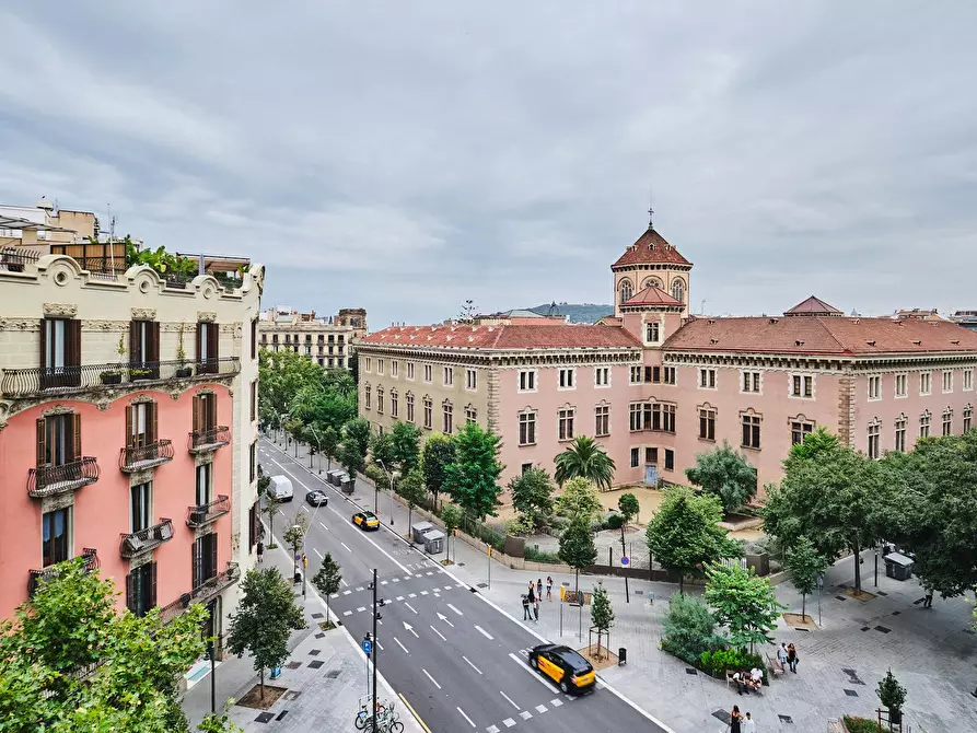 Immagine 6 di Camera in affitto  in Carrer de Balmes a Barcelona