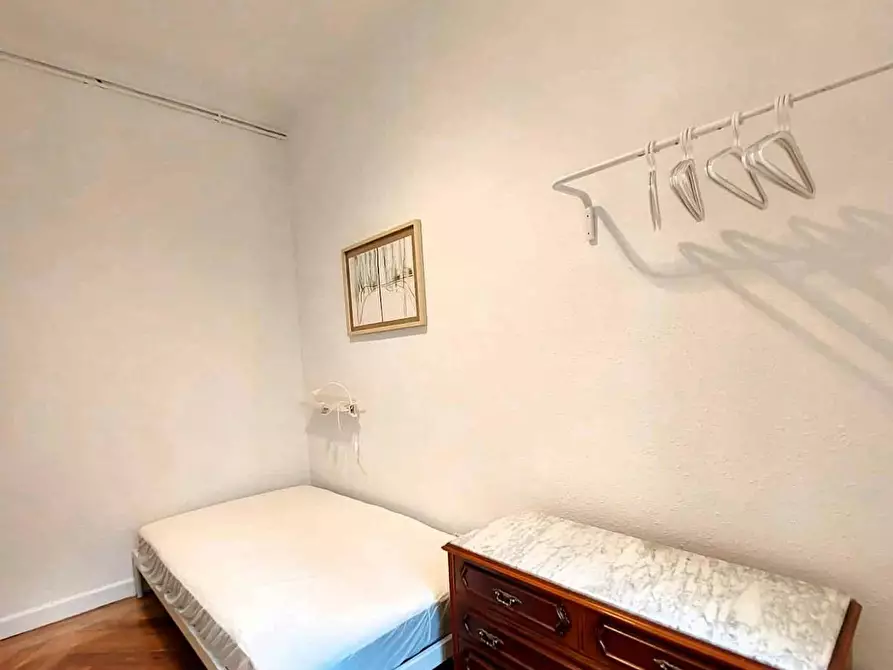 Immagine 3 di Camera in affitto  in Calle de Bailén a Madrid