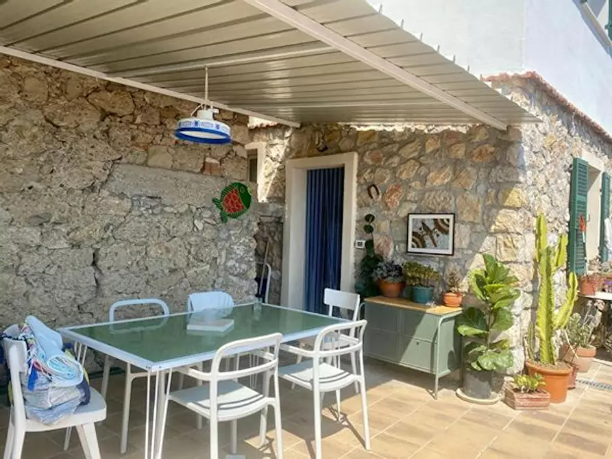 Immagine 2 di Casa indipendente in affitto  in Via alle Ville a Ventimiglia