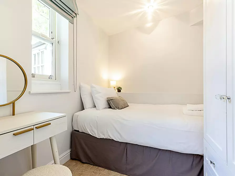 Immagine 10 di Appartamento in affitto  in Bloom Park Road a Hammersmith