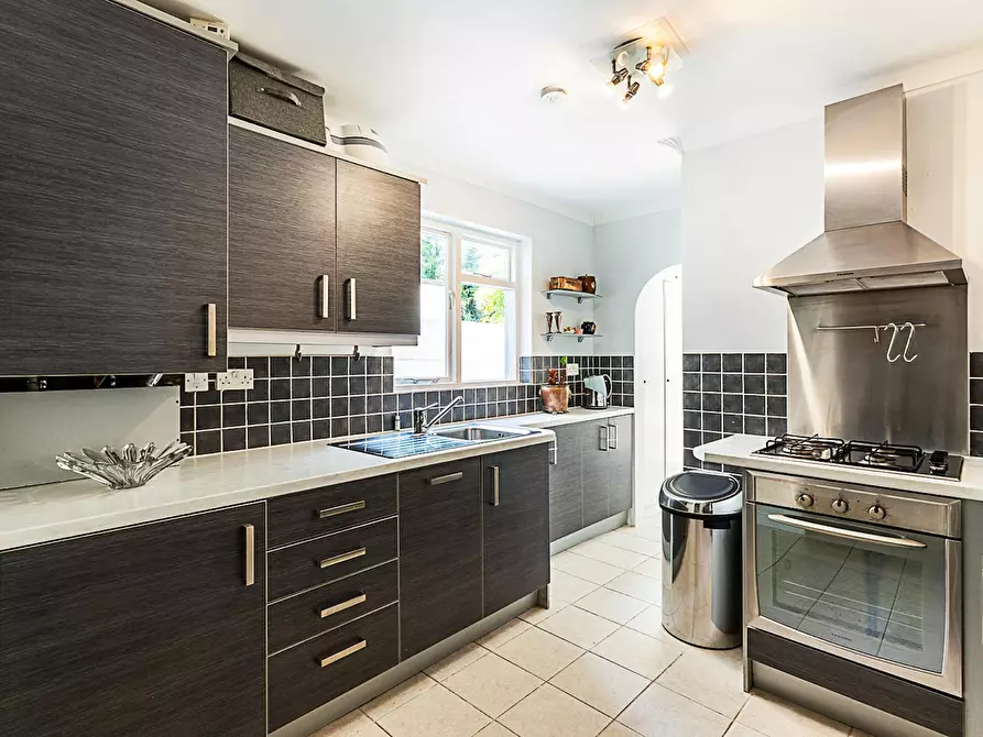 Immagine 5 di Appartamento in affitto  in Bracewell Road a Kensington