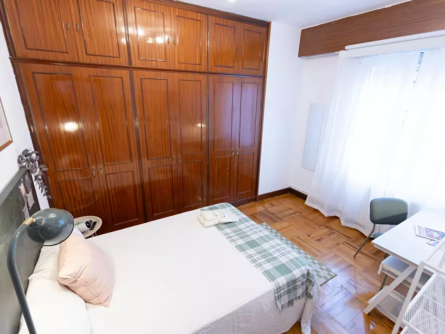 Immagine 2 di Camera in affitto  in Prim Kalea a Bilbao