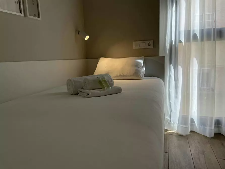 Immagine 4 di Camera condivisa in affitto  in Carrer Doctor Jaume Ferran i Clua a Hospitalet De Llobregat, L'
