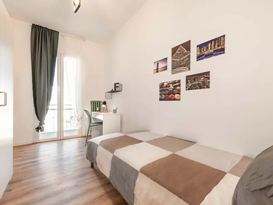 Immagine 2 di Camera in affitto  in Via Enrico degli Scrovegni a Padova