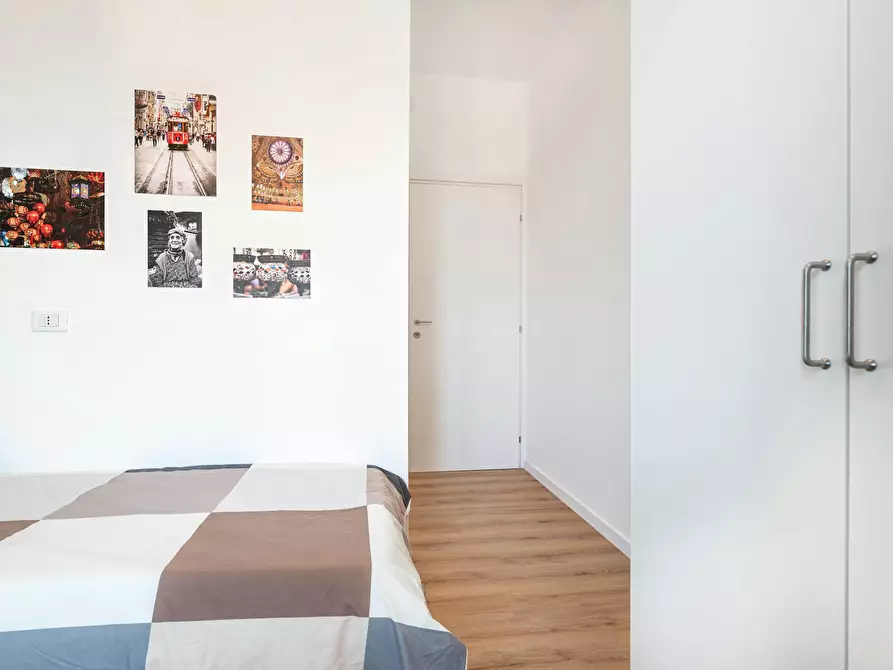 Immagine 3 di Camera in affitto  in Via Enrico degli Scrovegni a Padova