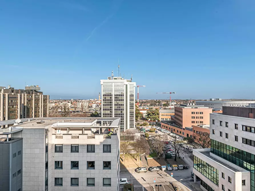Immagine 9 di Camera in affitto  in Via Enrico degli Scrovegni a Padova