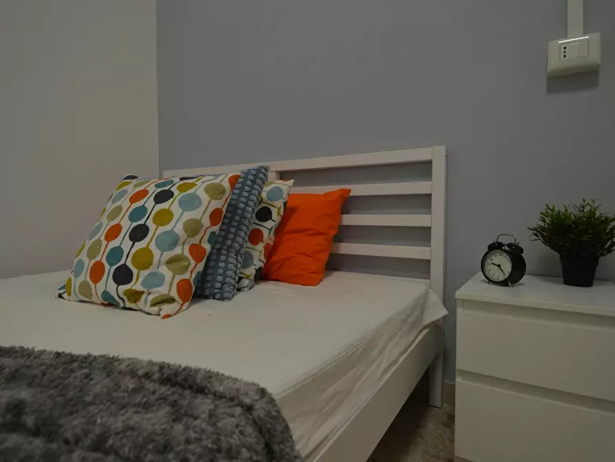 Immagine 3 di Camera in affitto  in Vicolo Franco Villa a Reggio Nell'emilia