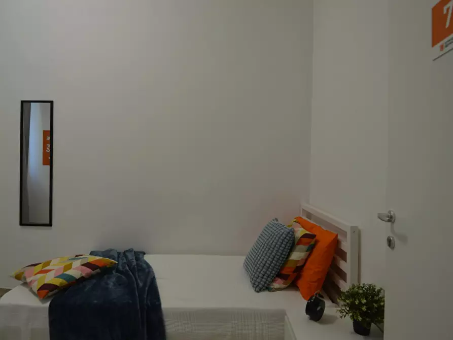 Immagine 6 di Camera in affitto  in Vicolo Franco Villa a Reggio Nell'emilia