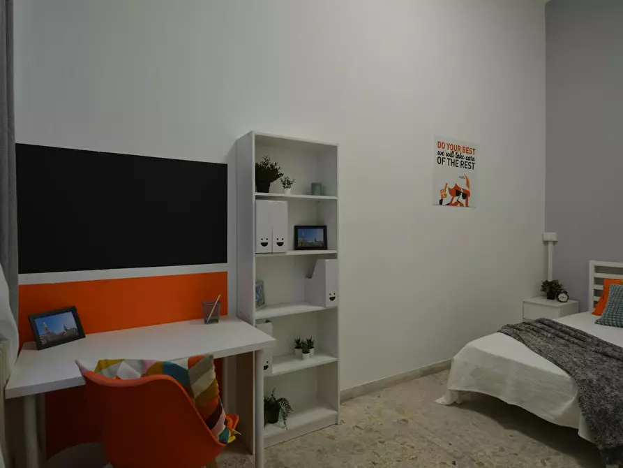 Immagine 3 di Camera in affitto  in Vicolo Franco Villa a Reggio Nell'emilia
