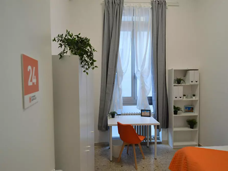Immagine 5 di Camera in affitto  in Vicolo Franco Villa a Reggio Nell'emilia