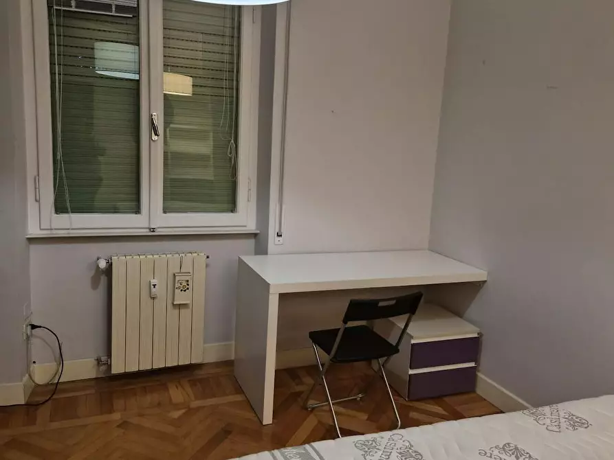 Immagine 1 di Camera in affitto  in Via Bassano del Grappa a Roma
