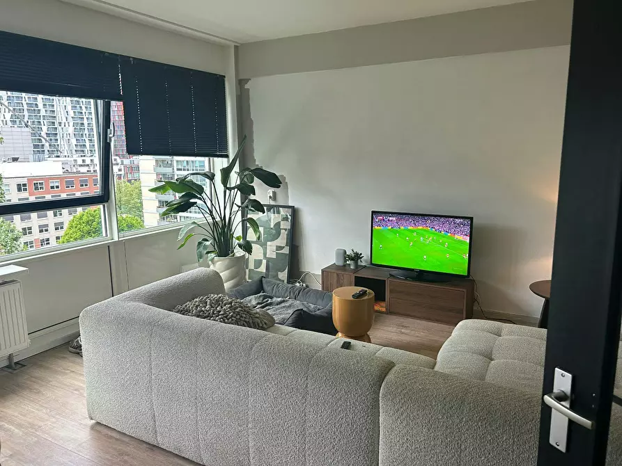 Immagine 5 di Camera in affitto  in Aert van Nesstraat a Rotterdam