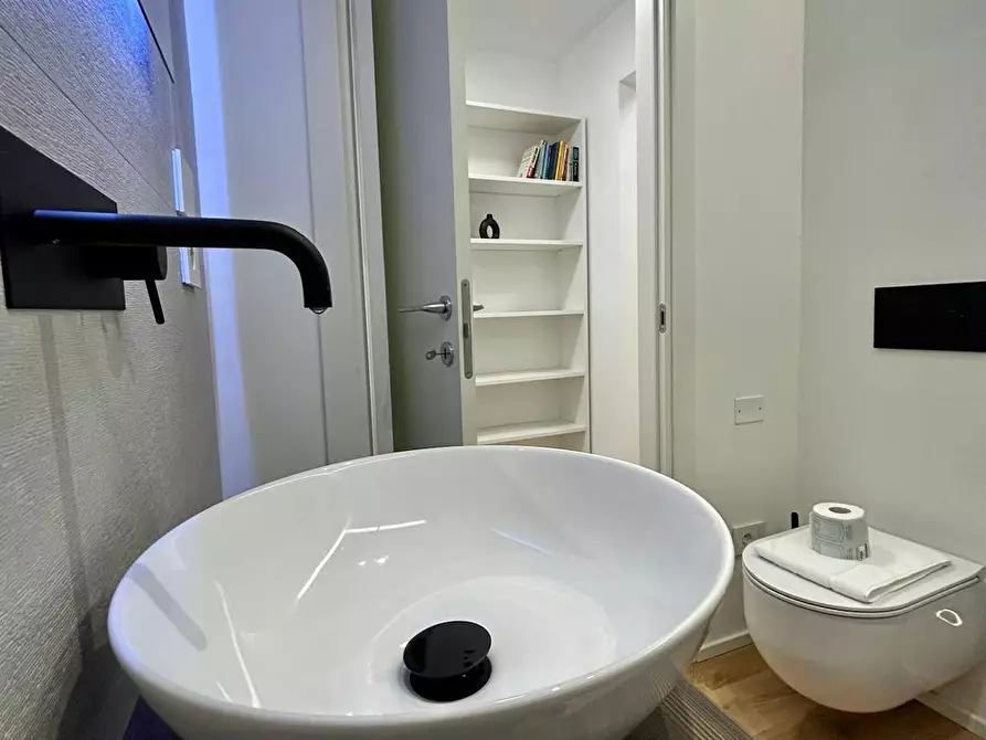 Immagine 10 di Appartamento in affitto  in Via dell'Aprica a Milano