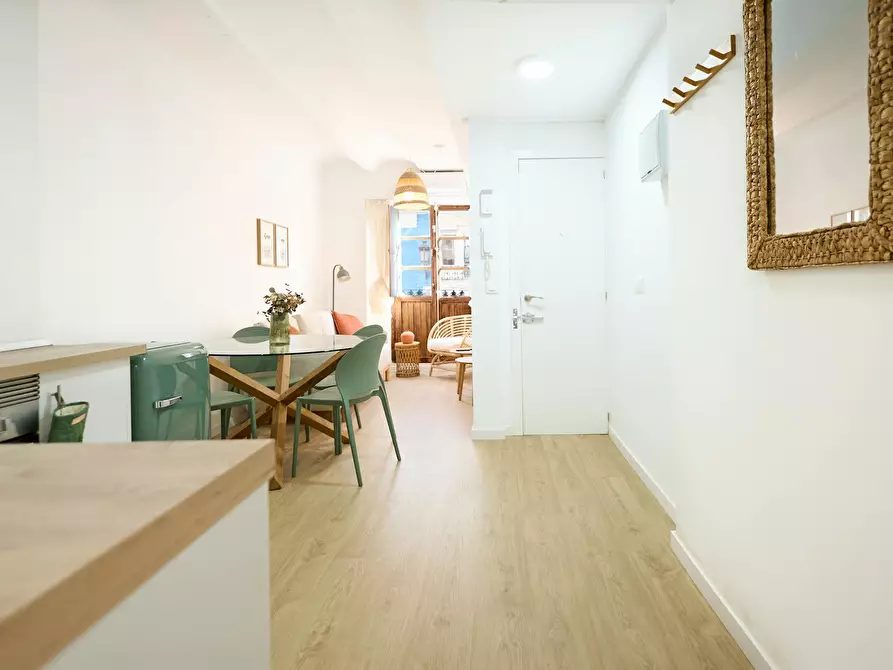 Immagine 8 di Appartamento in affitto  in Carrer de Cuba a Valencia