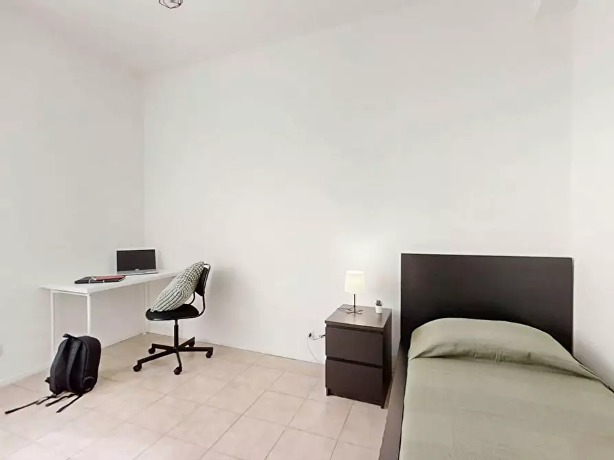 Immagine 4 di Camera in affitto  in Via Giusto de' Menabuoi a Padova
