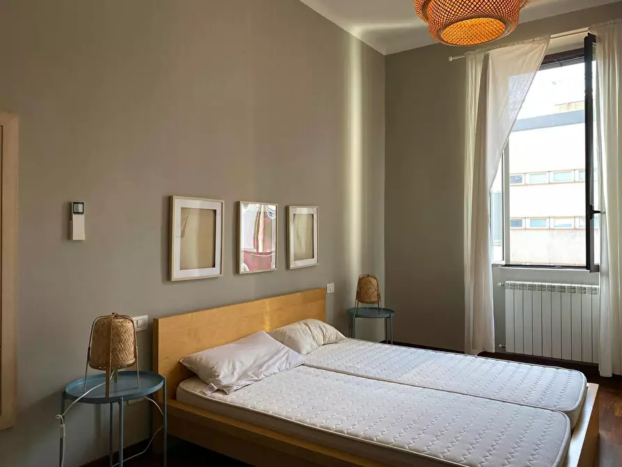 Immagine 1 di Casa indipendente in affitto  in Via Monte Ortigara a Milano