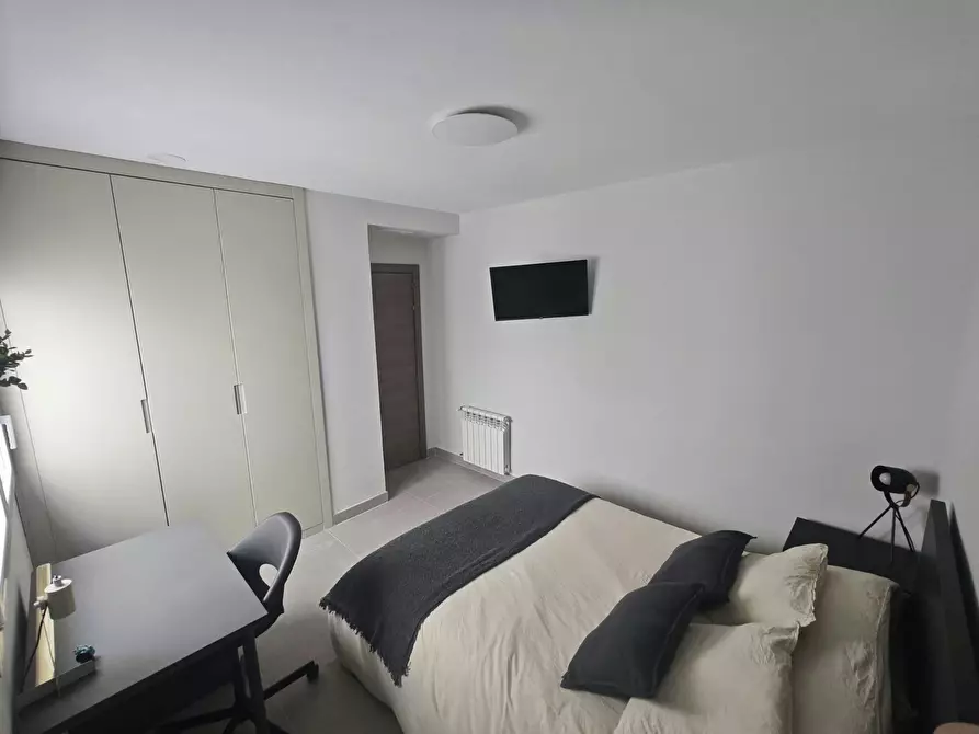 Immagine 8 di Camera in affitto  in Calle de Cartagena a Madrid