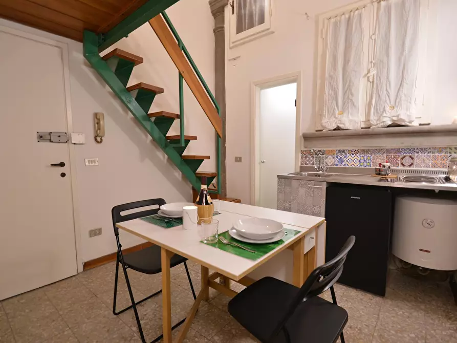 Immagine 3 di Appartamento in affitto  in Via Camillo Cavour a Firenze
