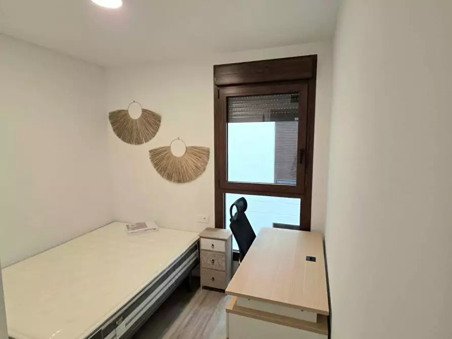 Immagine 9 di Appartamento in affitto  in Carrer d'Esteve Ballester a Valencia