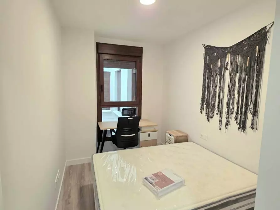 Immagine 3 di Appartamento in affitto  in Carrer d'Esteve Ballester a Valencia
