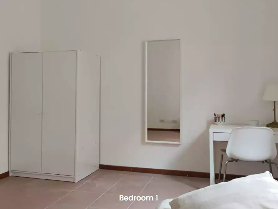 Immagine 4 di Camera in affitto  in Via Anton Giulio Barrili a Milano