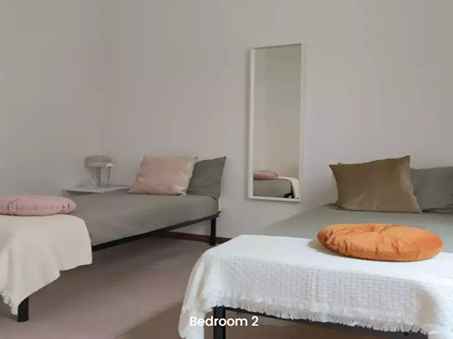 Immagine 2 di Camera condivisa in affitto  in Via Anton Giulio Barrili a Milano