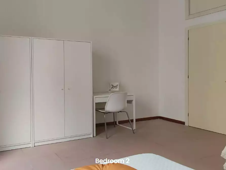 Immagine 4 di Camera condivisa in affitto  in Via Anton Giulio Barrili a Milano