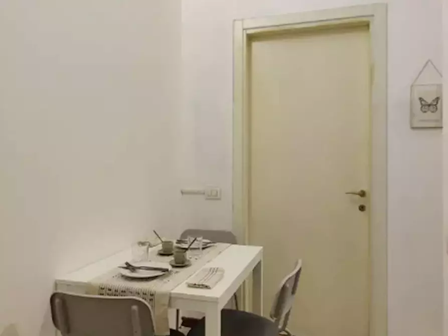 Immagine 6 di Camera in affitto  in Via Anton Giulio Barrili a Milano