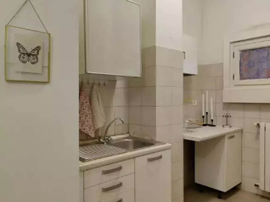 Immagine 9 di Camera in affitto  in Via Anton Giulio Barrili a Milano